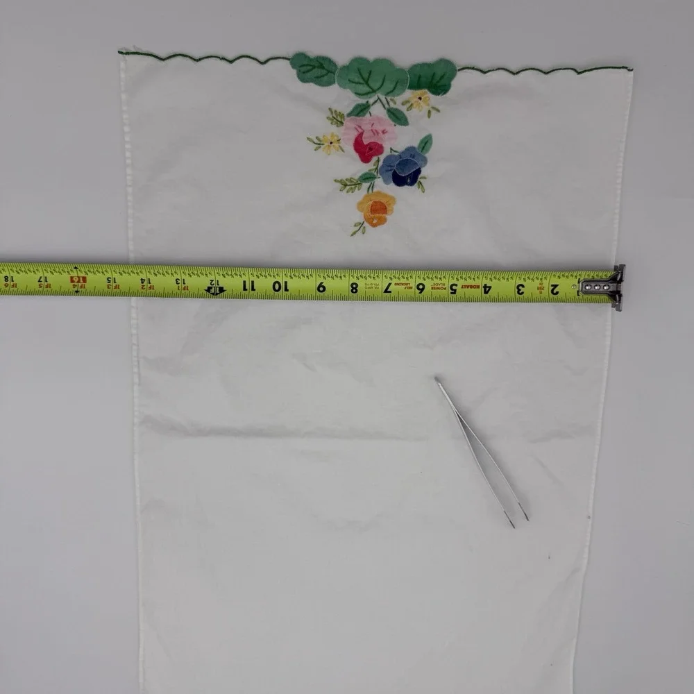 Set of 2 Vintage Cotton Tea Towels White‎ Multicolor Hand Embroidered Florals
